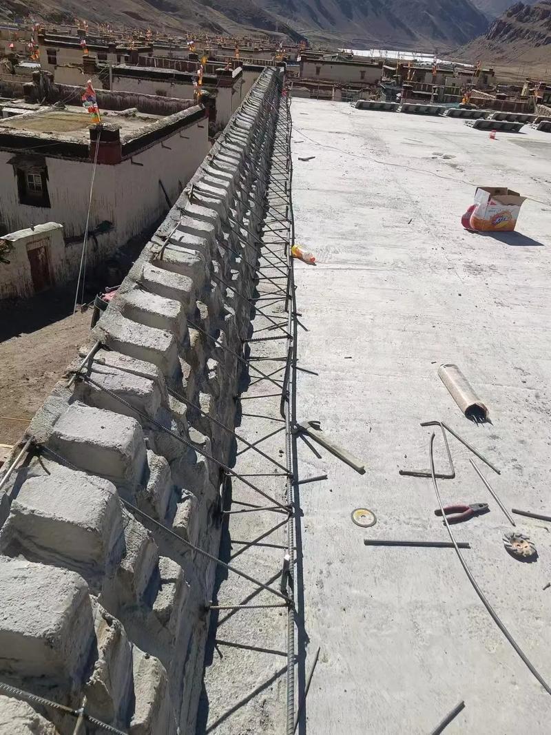 匠心傳承，裝點(diǎn)雪域 南木林唯美藏式坨坨裝飾材料，構(gòu)筑獨(dú)特建筑美學(xué)